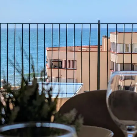 Апартаменты Sea View Penthouse In Бенальмадена